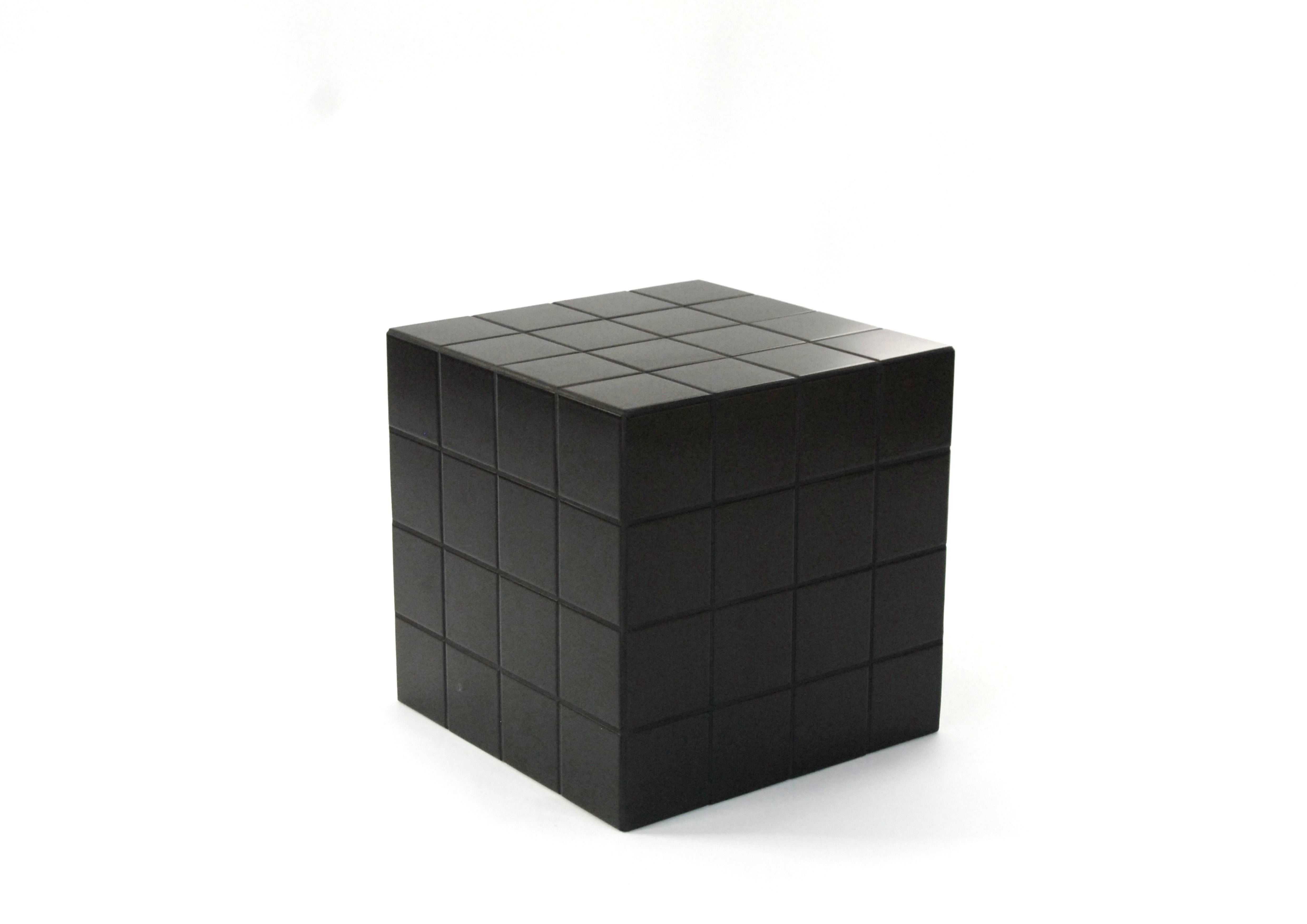 cube 40 - black